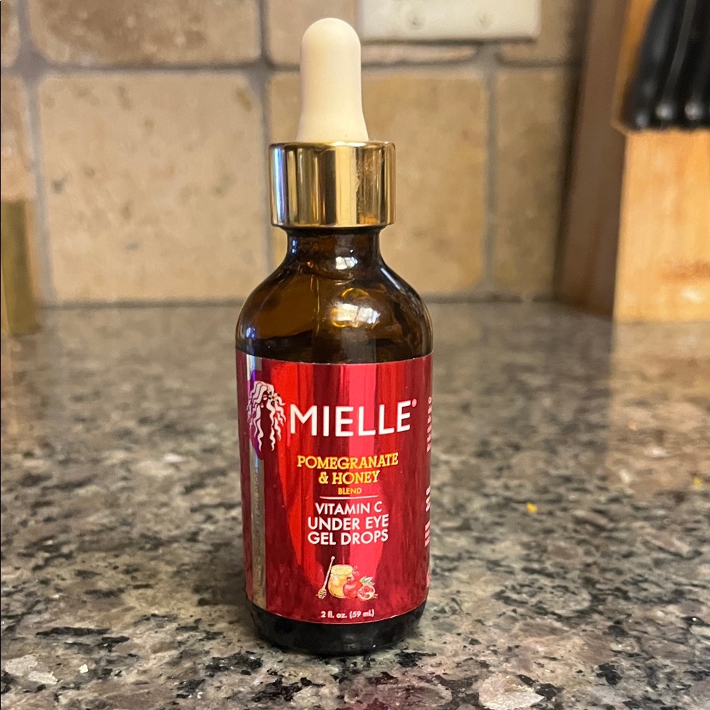 Mielle Pomegranate & Honey Vitamin C Under Eye Gel Drops 2 fl oz